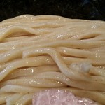 麺屋一燈 - 麺のアップ。
