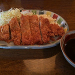 麺どころ いづみ - 味噌カツ、つけダレの味噌が別の器に入ってるので、カツのカリカリ感が損なわれない