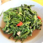 Suda Restaurant - Quick stir-fried morning glory with oyster sauce vegetarian　100バーツ