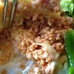 ビーンズ喜多見 - タコライスのひき肉はカレースパイスで炒めてある。これがとてもいい。