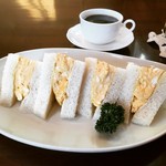 和洋喫茶 レモンの木 - 厚焼き玉子サンド