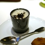 レストラン リューズ - ランチ　菊芋、黒トリュフのスープ