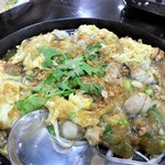 Tong Kee Chinese Restaurant  - Oyster and soya sauce in hot plate　80バーツ