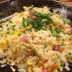 鮮魚と色鶏どりの酒処 ふ～ち～く～ち～ - 雲仙ハムチャーハン