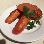 クワトロチンクエ - 辛子明太子の炙り燻製(350円)