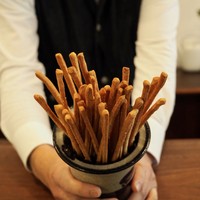 ヴェーナ - 自家製グリッシーニ「どうぞ」