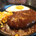 DADDY - LUNCH B. HAMBURG STEAK（デミグラスソース）￥900