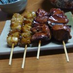 鳥雄 - 皮★★★★　レバー★★★★