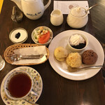 クリスティー - 