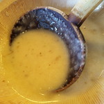 味噌汁で伸ばされた とろろ汁