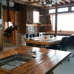 お食事処 釣 - 「奥の部屋」の奥から