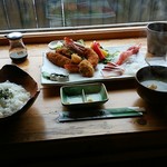 お食事処 釣 - 「おまかせ定食」