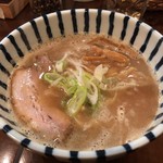 はな・3 - あっさりラーメン？ 680円