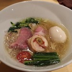 味玉塩そば　１１００円