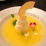 フランチェスカ - ドルチェ（パインソースにココナッツセミフレッドとリンゴチップ）　2008/7