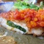 ジャム cafe 可鈴 - チーズとバジル入り。とても丁寧に作られています。