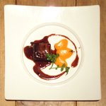 アトリエドアイ - ランチコース 3456円 の牛バラ肉とパテのミルフィーユ仕立て