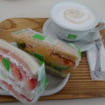 コウジ サンドイッチ - お昼のドリンクセット