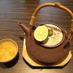 松もと - 先ずは王道の土瓶蒸しから…