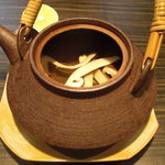 松もと - 余計なものは何も加えず具材は"松茸"のみ