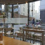 ウッドベリーズ - 昼下がりに行ってみるとたまたま空いていてビックリ！