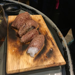 立喰☆焼肉 - 名物！トロ寿司