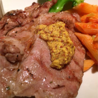 Osteria UVA RARA 横浜 - にく