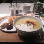 62622256 - スープセット+ドリンク 1300円(税別)