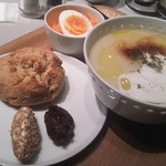 62622272 - スープセット 1000円(税別)