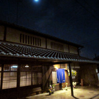 むろい - 月光にうかぶ古民家の佇まい