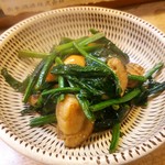 ゆたか - ホタテとほうれん草の岩塩炒め