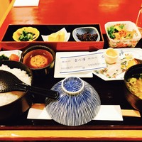 中之島なだ万 - 朝定食