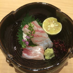 味ひろ - ◯ お造り : 鯛
      