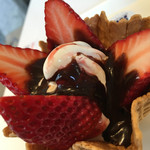 カフェ・ディ・フェスタ - ストロベリーショコラサンデー 2016/03/18