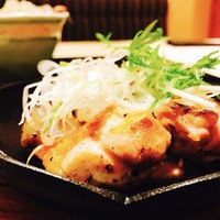 博多華味鳥 梅田ヒルトンプラザ店 - もも炙り焼き!!