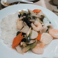 倶楽湾 - 海鮮と野菜のあんかけご飯