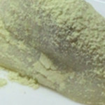 一幸庵 - 唯一買いそびれた生菓子。
      春告鳥(練り餅)。中は粒あんとのこと。次回は買うぞ！！