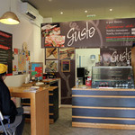 Gusto Piadineria - 店内でも一応食べられる