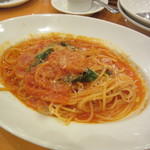 ステーキ＆トラットリア カルネジーオ - トマトソーススパゲティ