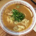 わん助 - 肉ワンタン麺[味噌]