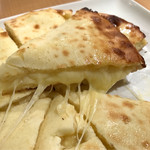 マラティ - チーズナン
