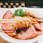 麺や 彩～iro～ - 麺リフト