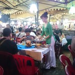 HAI LUA - ウェイトレスさんが居ます