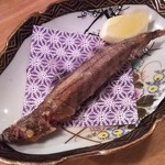 夜ノ焼魚 ちょーちょむすび - 目光からあげ