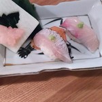 夜ノ焼魚 ちょーちょむすび - お刺身へーんしん♪