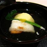 まき村 - 玉子豆腐　子持ち柳鰈、鶯葉（小松菜の赤ちゃん）　柚子