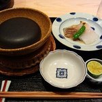 まき村 - 車海老・アオリイカ・鮑の石焼き