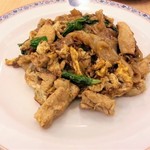 TOOK LAE DEE - FRIED RICE NOODLES WITH PORK　74バーツ