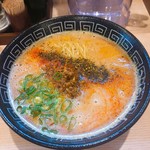 中村麺三郎商店 - 前回頂いたのとは別の白湯タイプの担々麺(税込８５０円)+大盛１００円