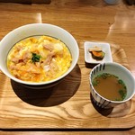 WORLD - 玉子とろり親子丼